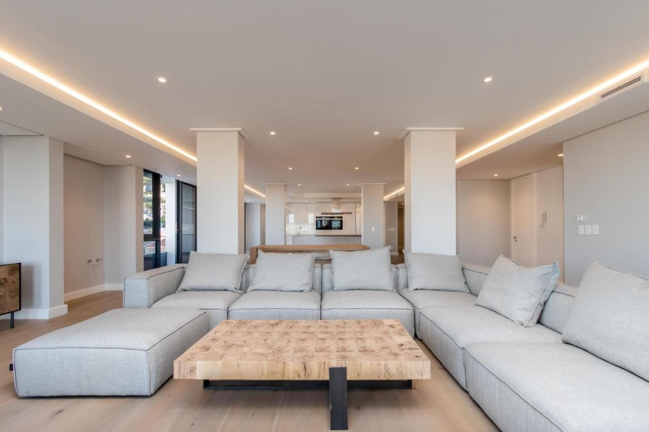 4 Bedroom Apartment For Sale in Green Point, photo 2