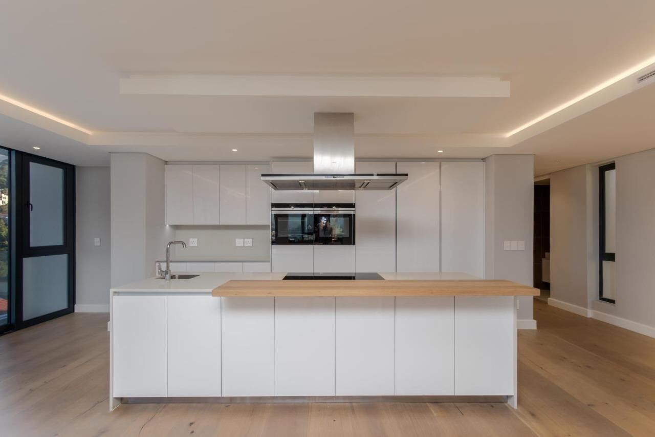 4 Bedroom Apartment For Sale in Green Point, photo 3
