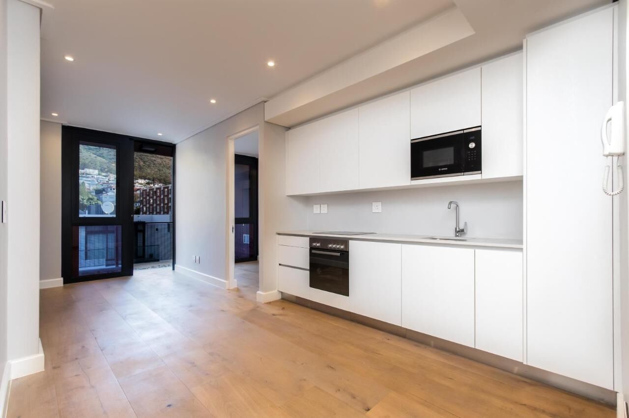 4 Bedroom Apartment For Sale in Green Point, photo 5