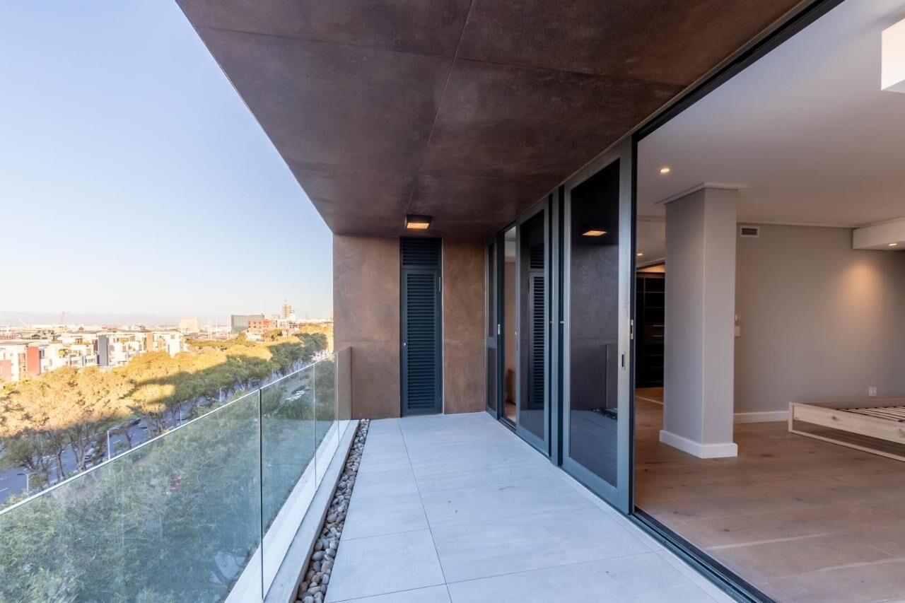 4 Bedroom Apartment For Sale in Green Point, photo 8