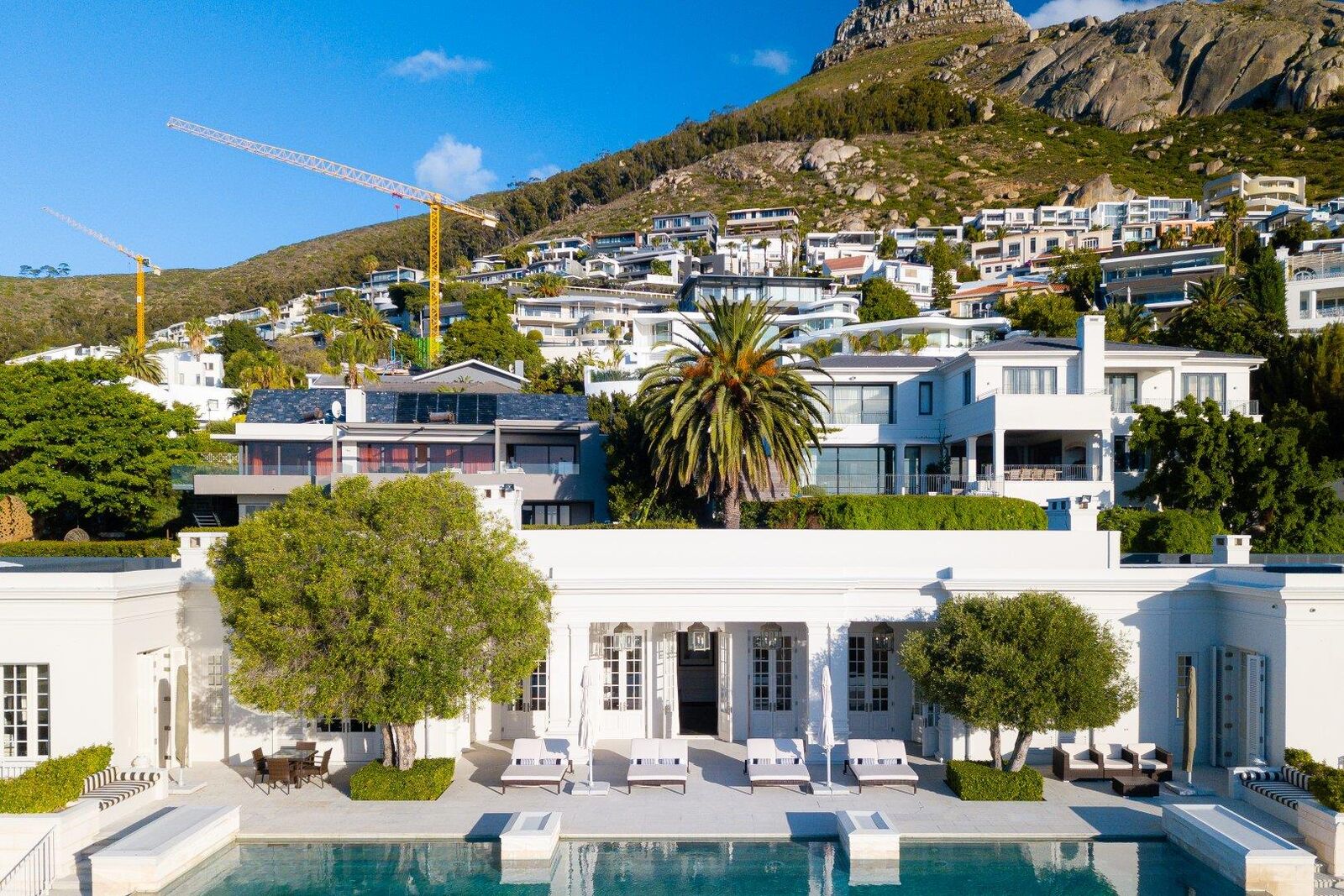 7 Bedroom House For Sale in Fresnaye, photo 5