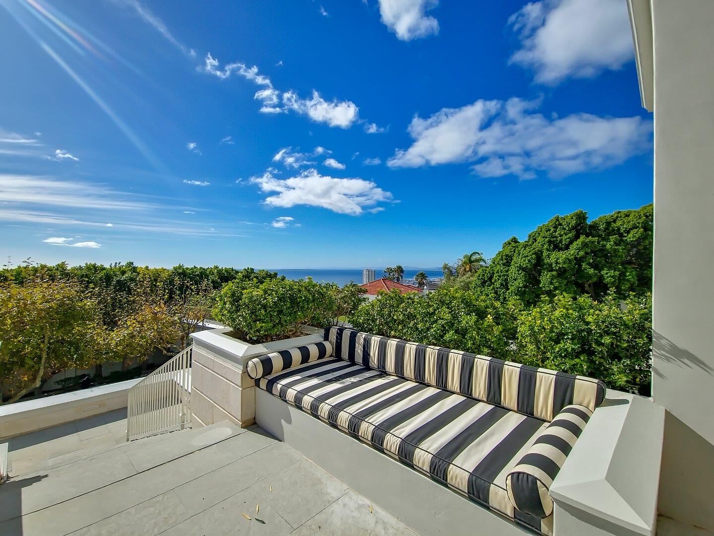 7 Bedroom House For Sale in Fresnaye, photo 6