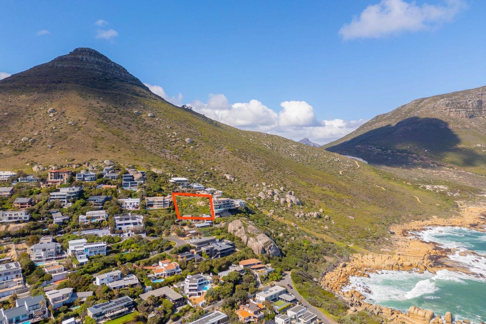 1,203m² Vacant Land For Sale in Llandudno, photo 9