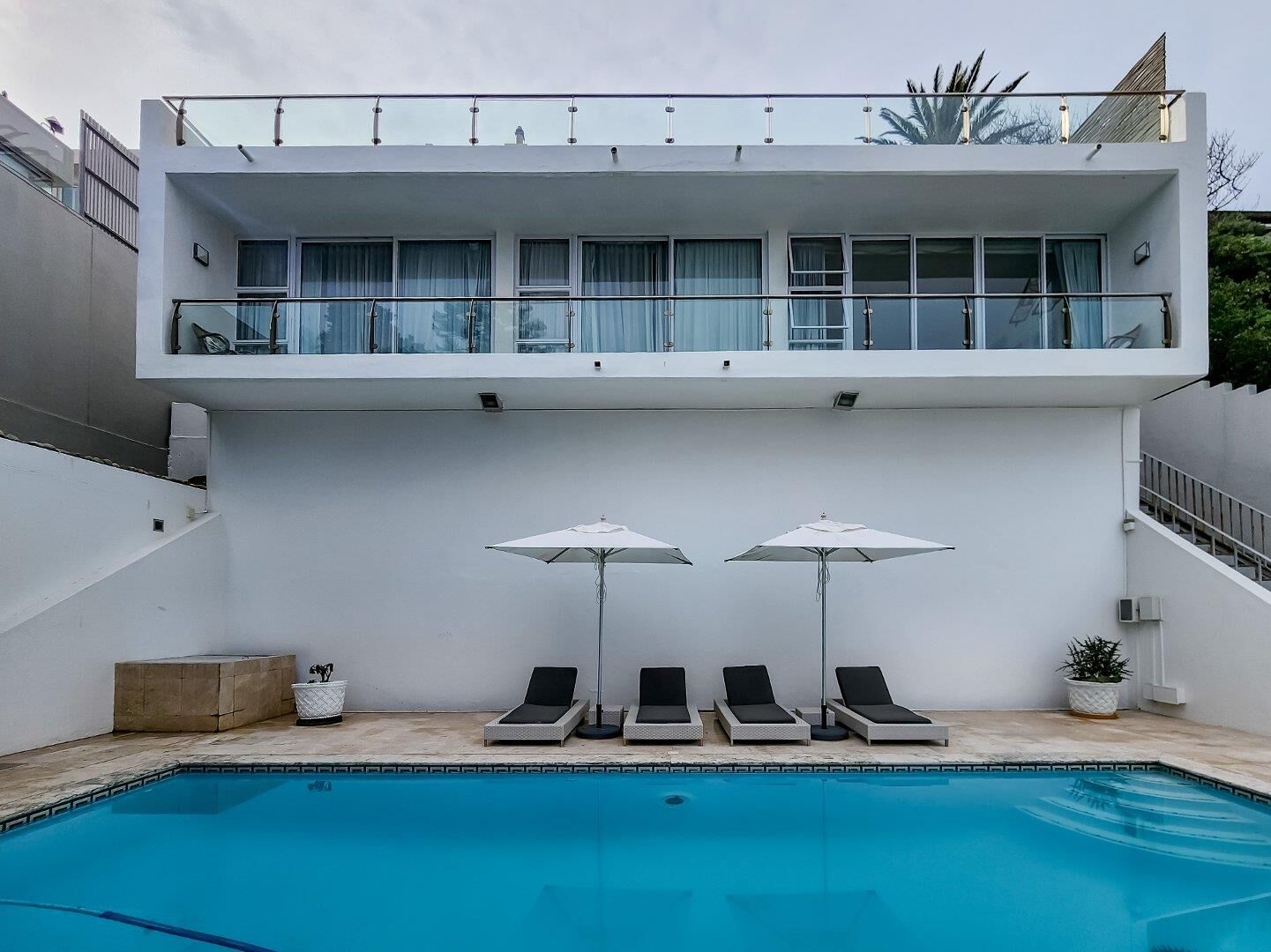 5 Bedroom House For Sale in Bantry Bay, photo 6