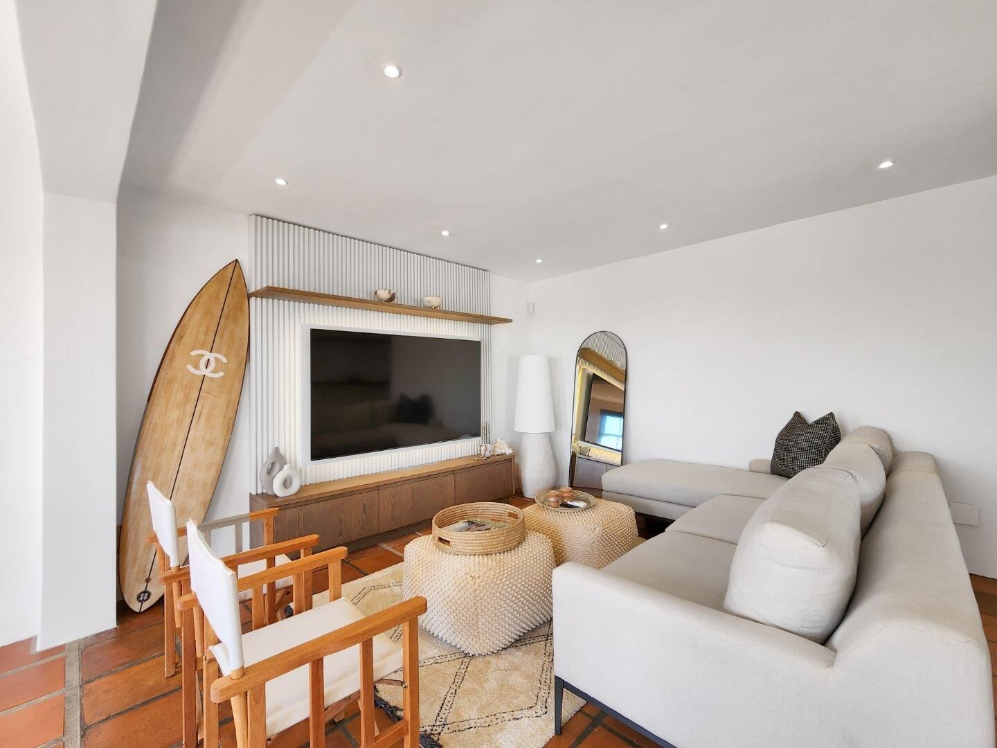 4 Bedroom House For Sale in Clifton, photo 9