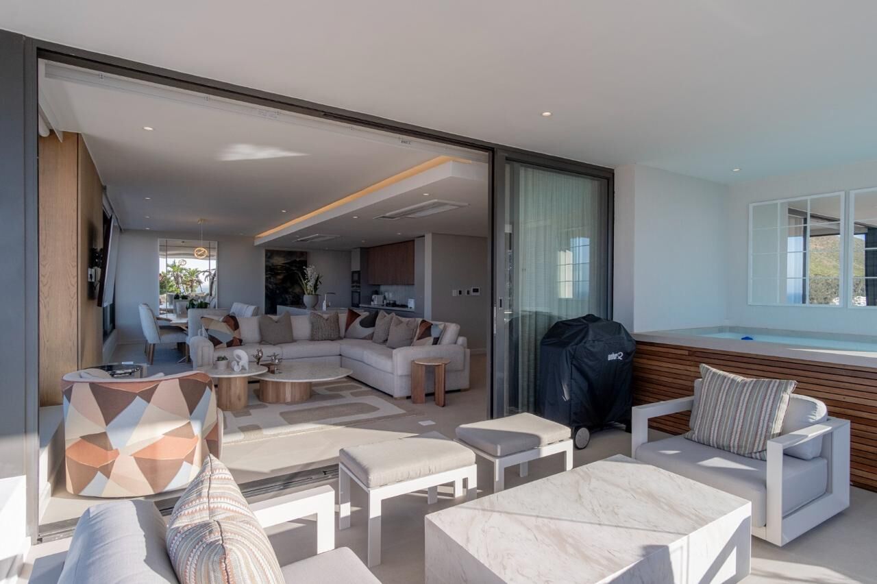 4 Bedroom Apartment To Let in Fresnaye, photo 7