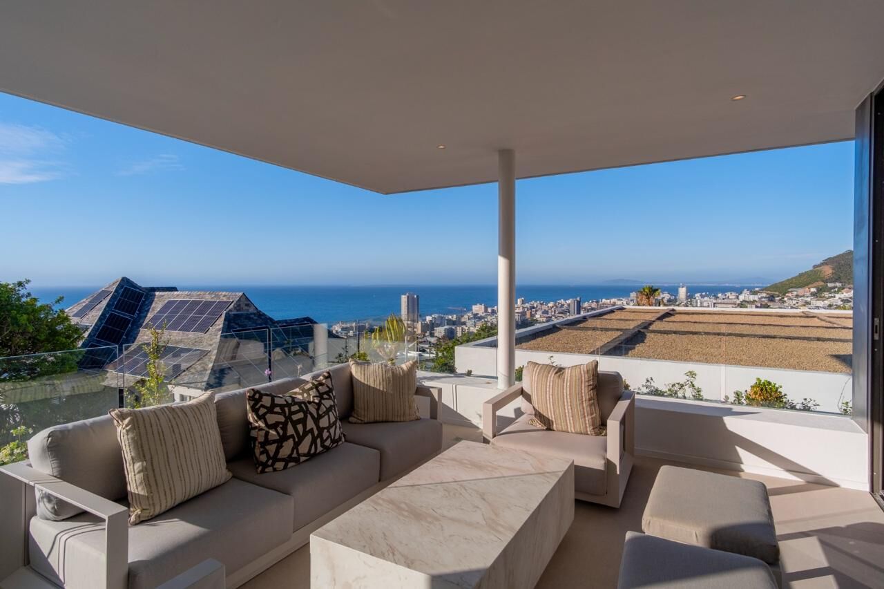 4 Bedroom Apartment To Let in Fresnaye, photo 9