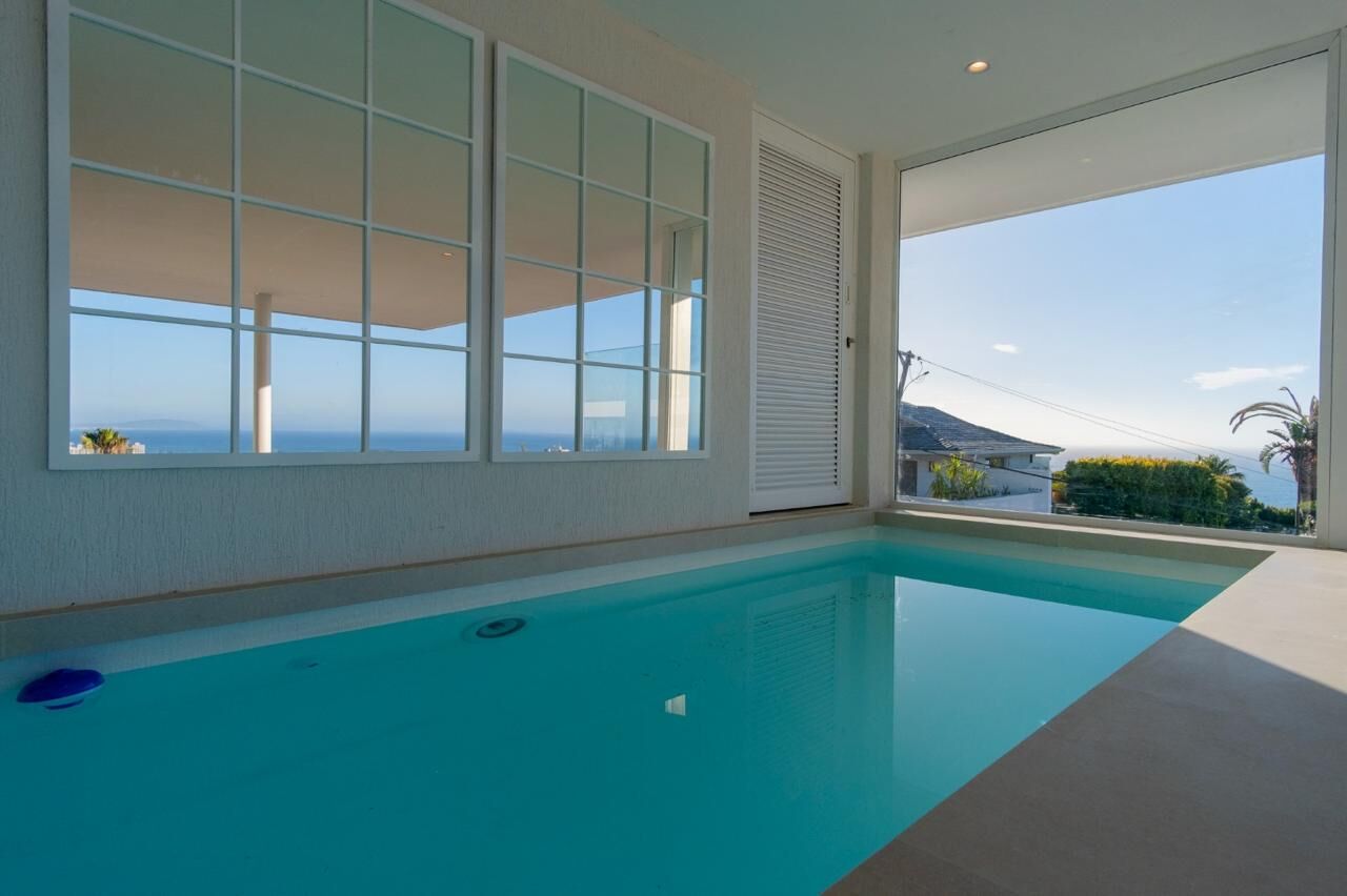 4 Bedroom Apartment To Let in Fresnaye, photo 11