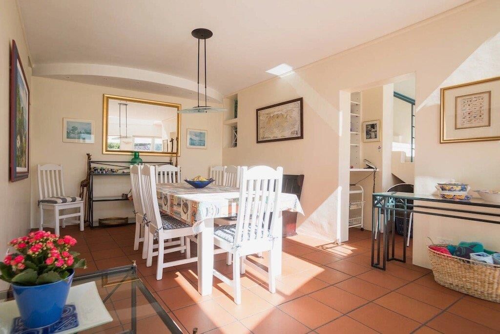 5 Bedroom House For Sale in Camps Bay, photo 5