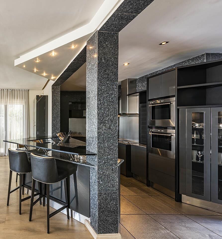 4 Bedroom House For Sale in Fresnaye, photo 8