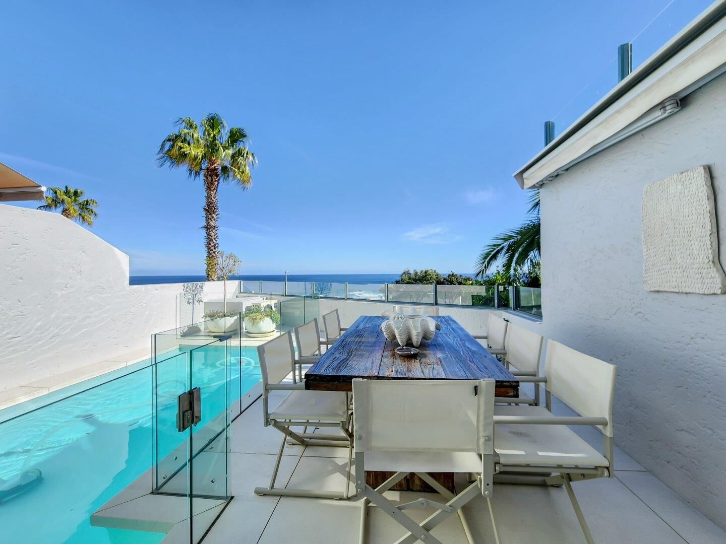 3 Bedroom Townhouse For Sale in Camps Bay, photo 2