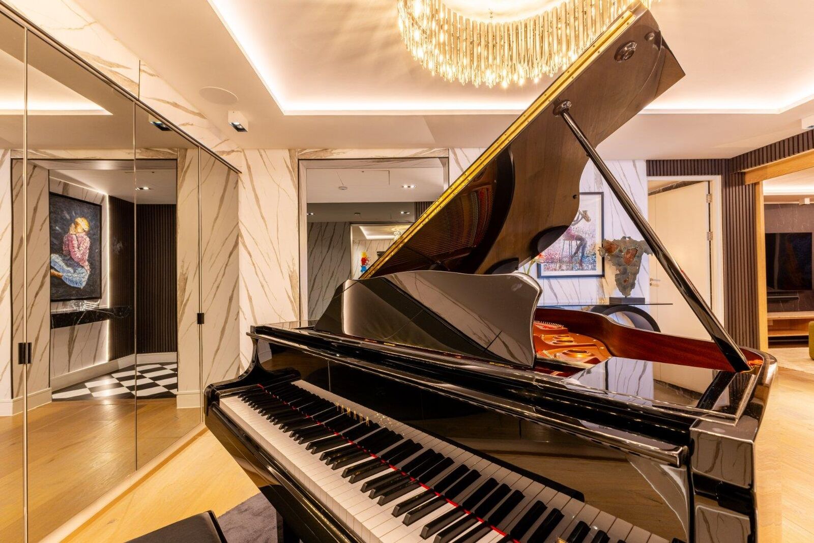 3 Bedroom Apartment For Sale in Sea Point, photo 9
