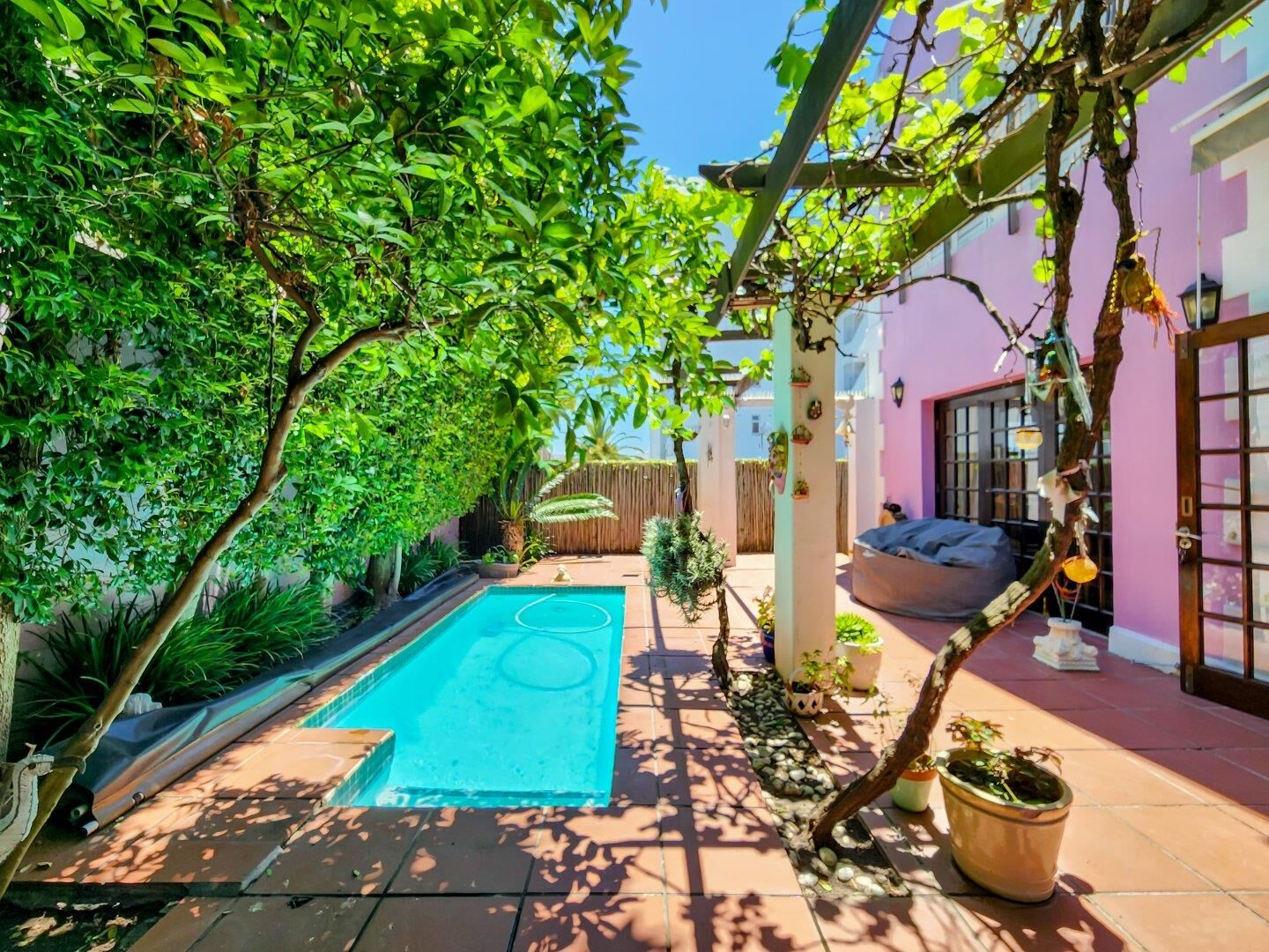 3 Bedroom House For Sale in Bantry Bay, photo 6