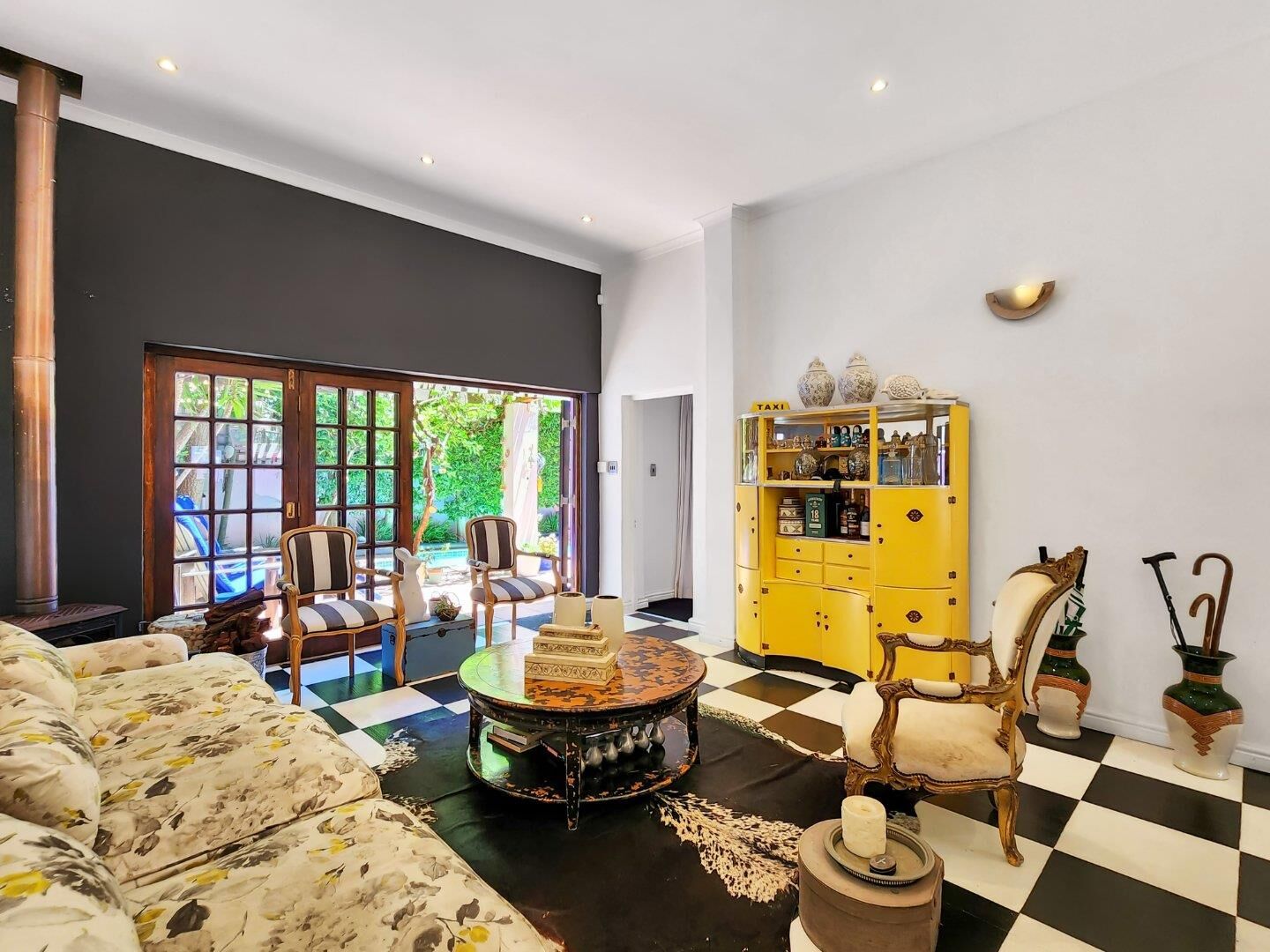 3 Bedroom House For Sale in Bantry Bay, photo 12