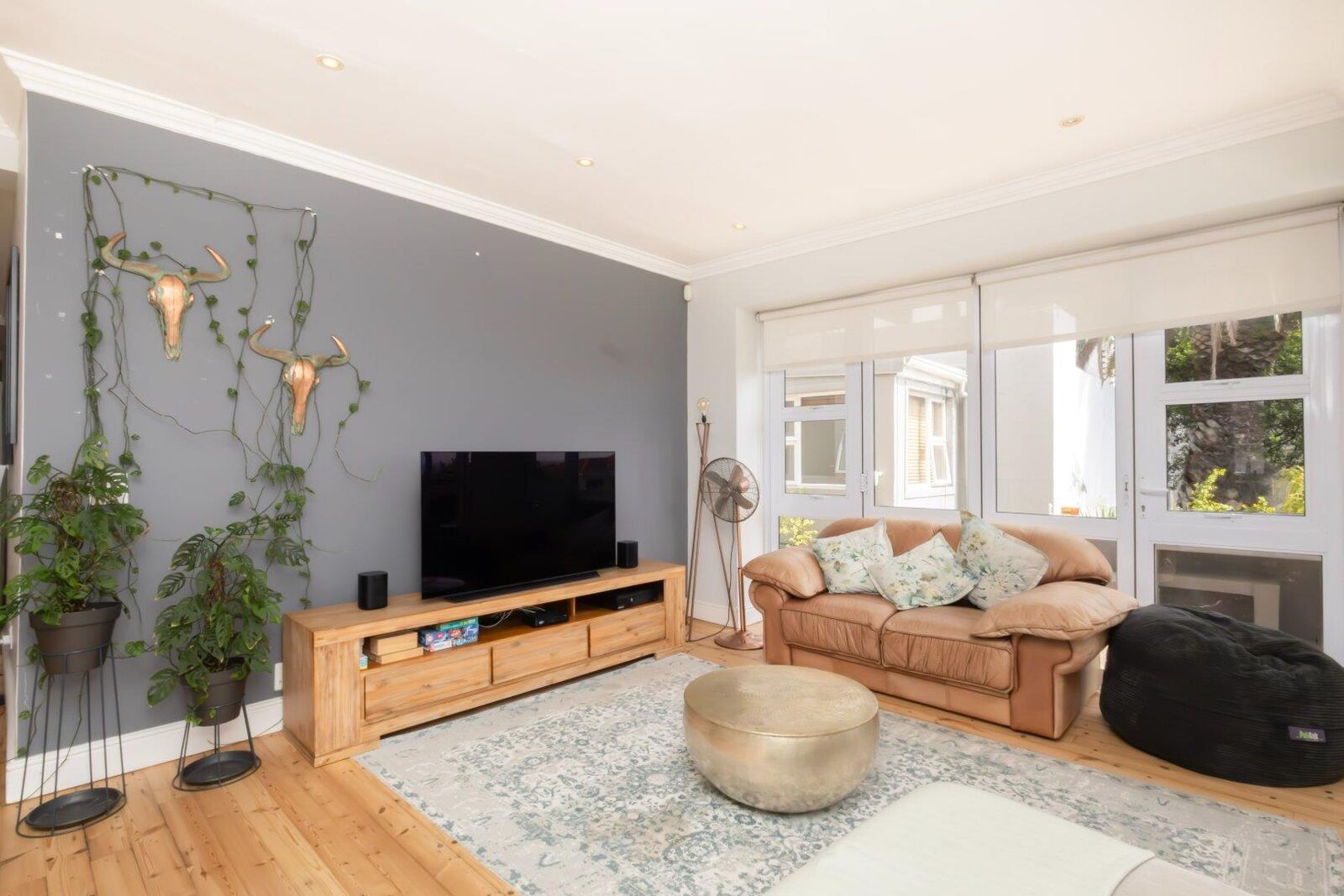 3 Bedroom House For Sale in Sea Point, photo 3