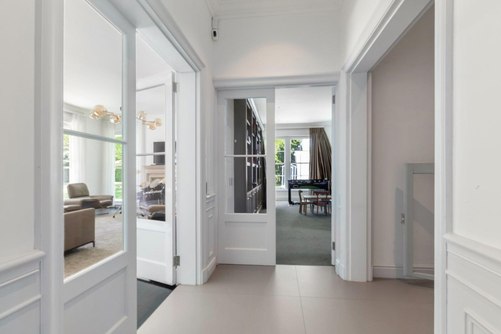 8 Bedroom House For Sale in Constantia, photo 6
