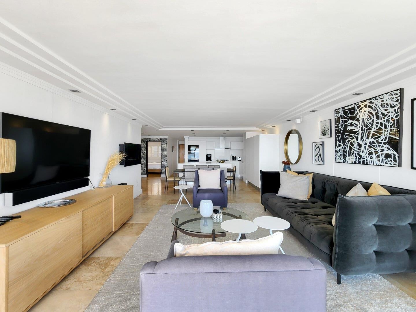 3 Bedroom Apartment For Sale in Bantry Bay, photo 7