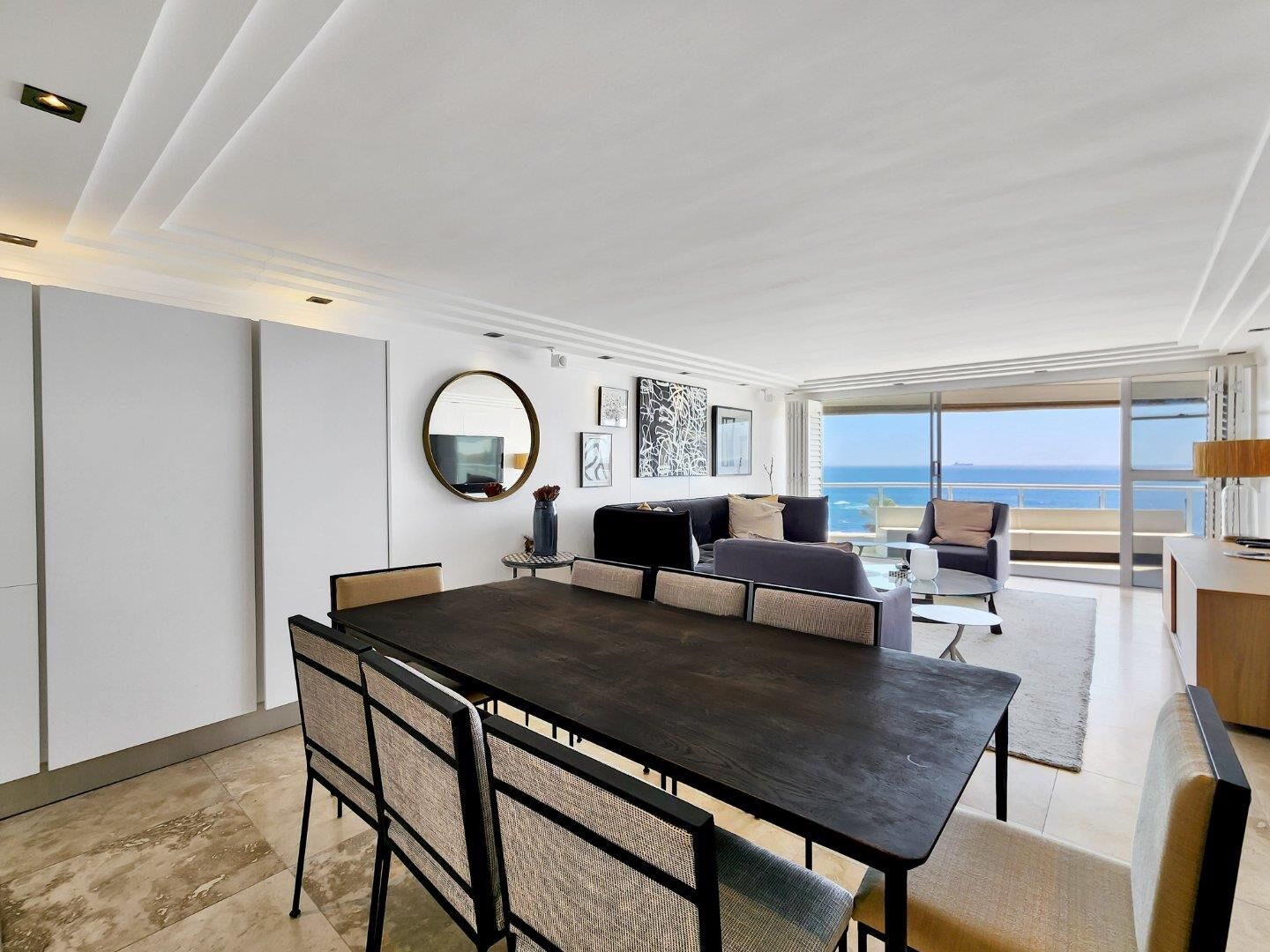 3 Bedroom Apartment For Sale in Bantry Bay, photo 11