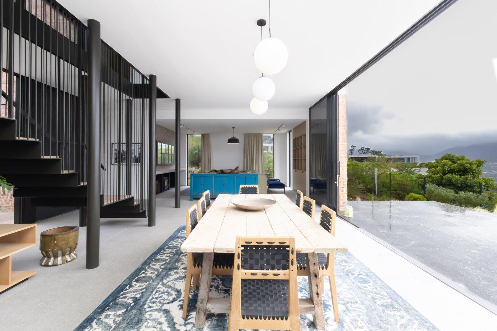 3 Bedroom House For Sale in Hout Bay Central, photo 3