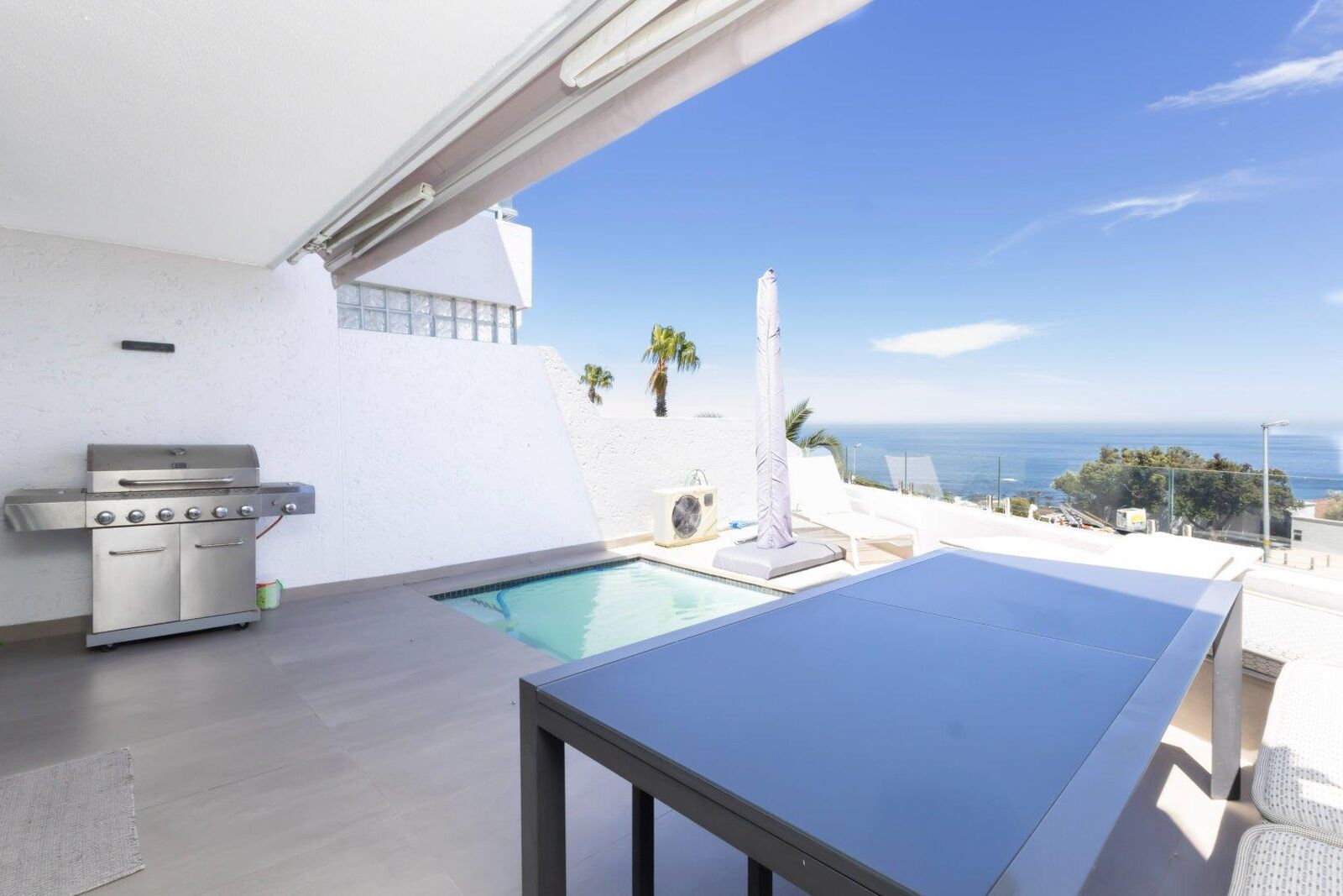 3 Bedroom House For Sale in Camps Bay, photo 7