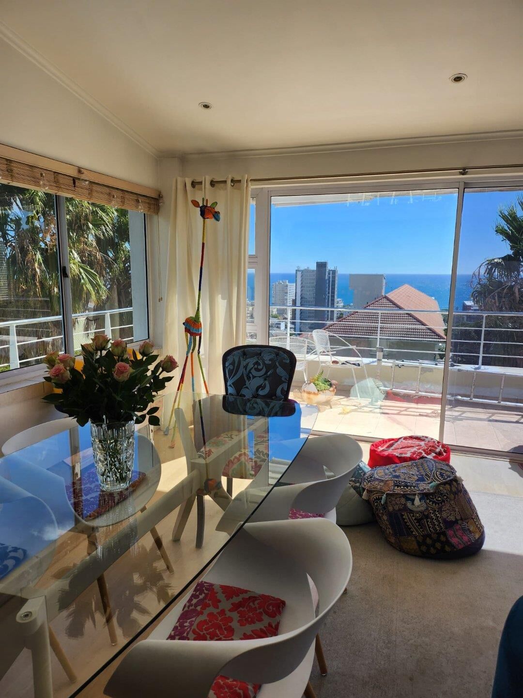 2 Bedroom Apartment To Let in Sea Point, photo 4