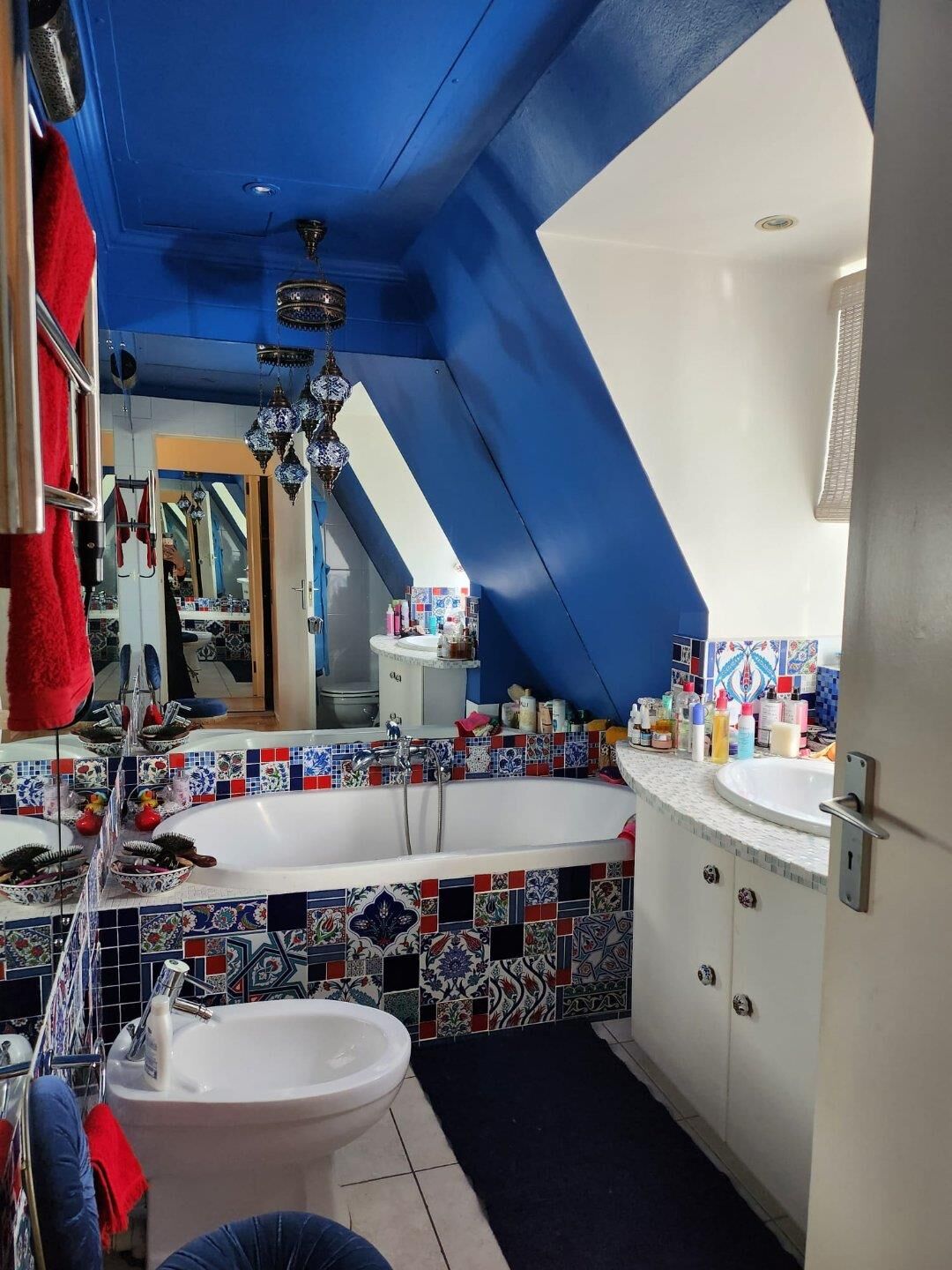 2 Bedroom Apartment To Let in Sea Point, photo 11
