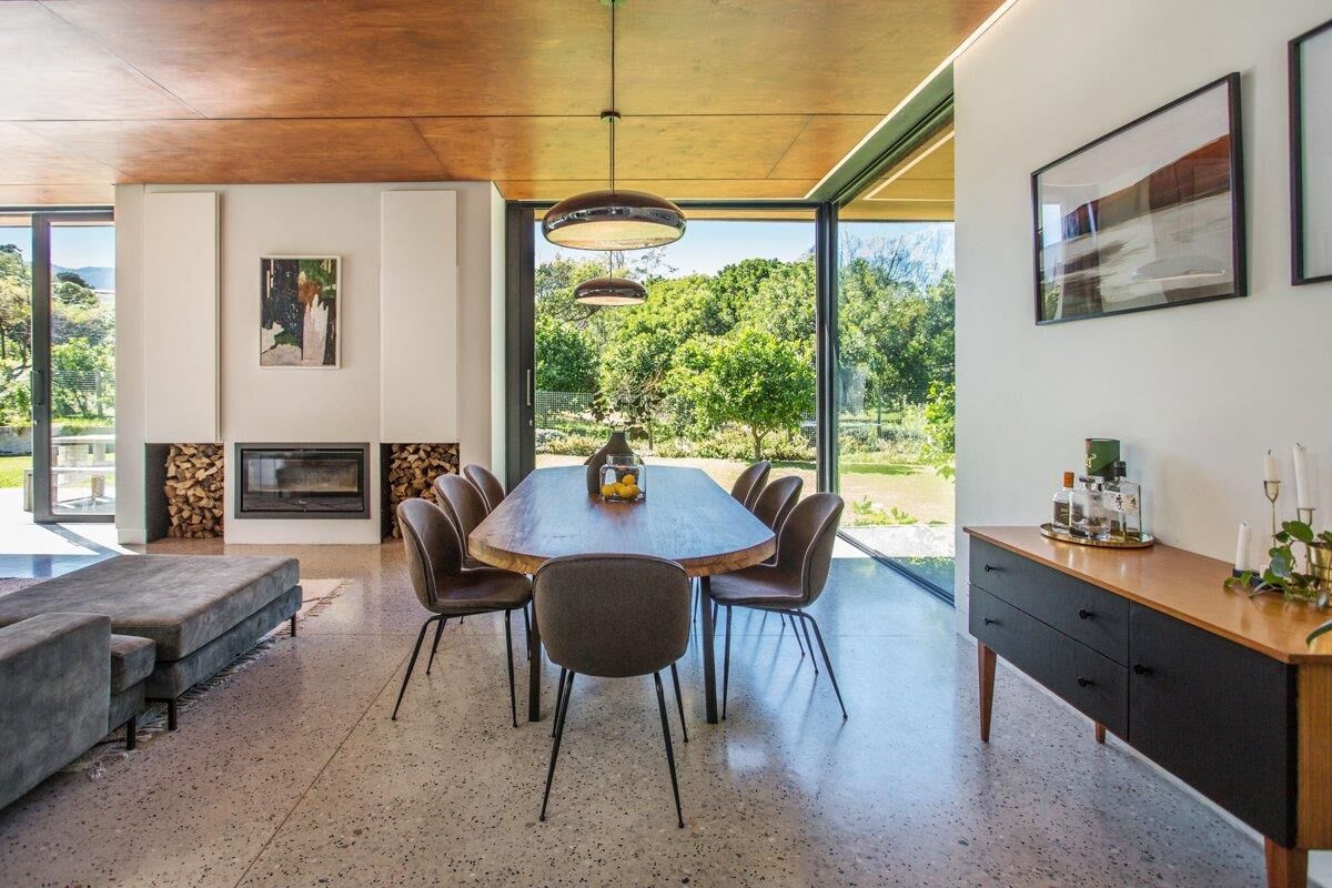 4 Bedroom House To Let in Hout Bay Central, photo 9