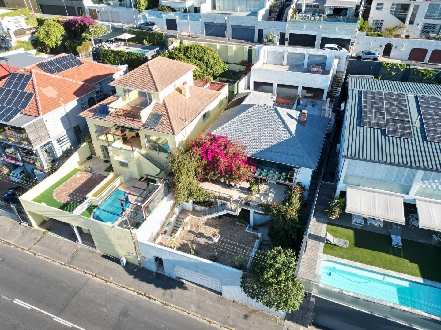 4 Bedroom House For Sale in Green Point, photo 3