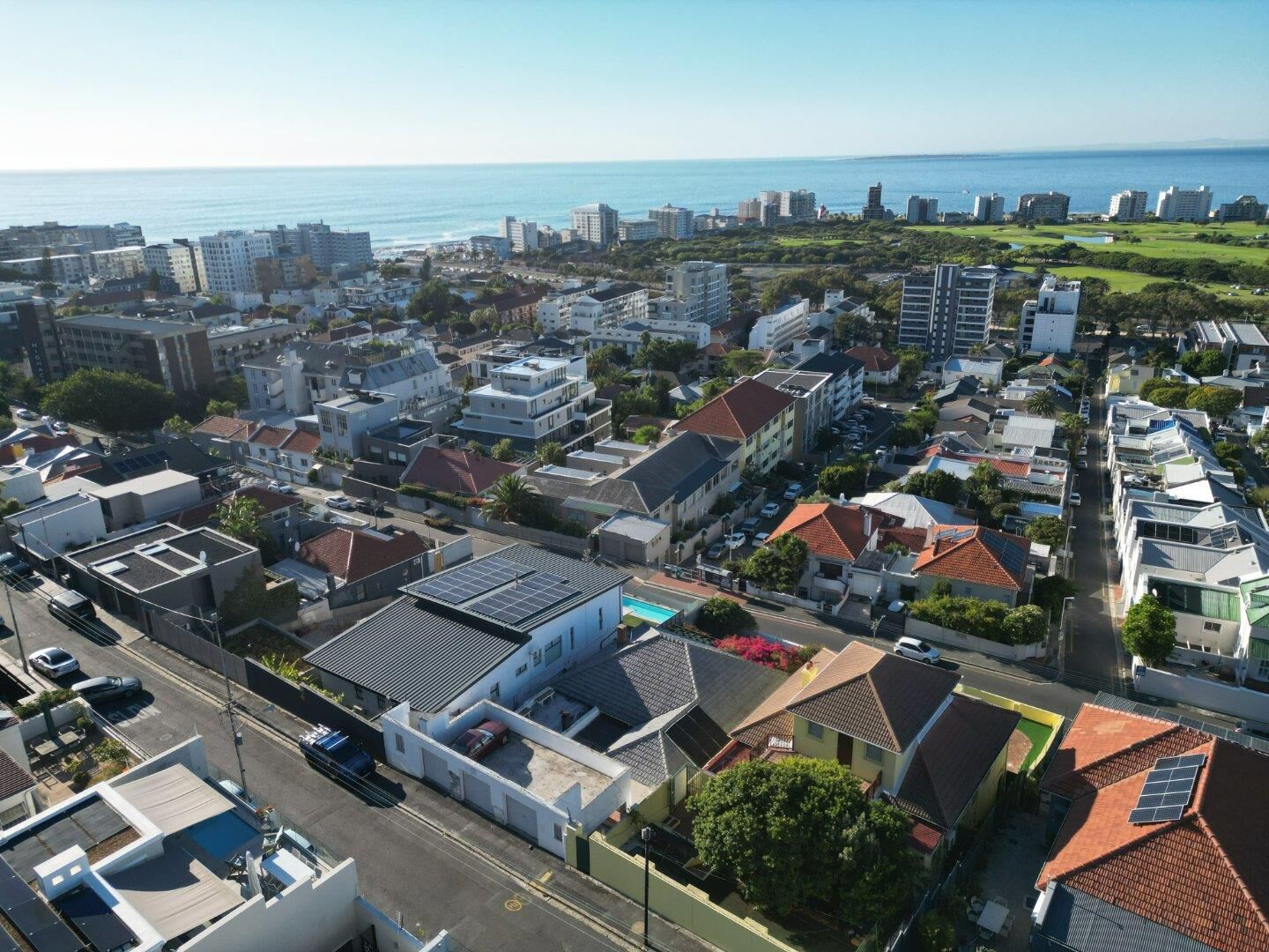 4 Bedroom House For Sale in Green Point, photo 7