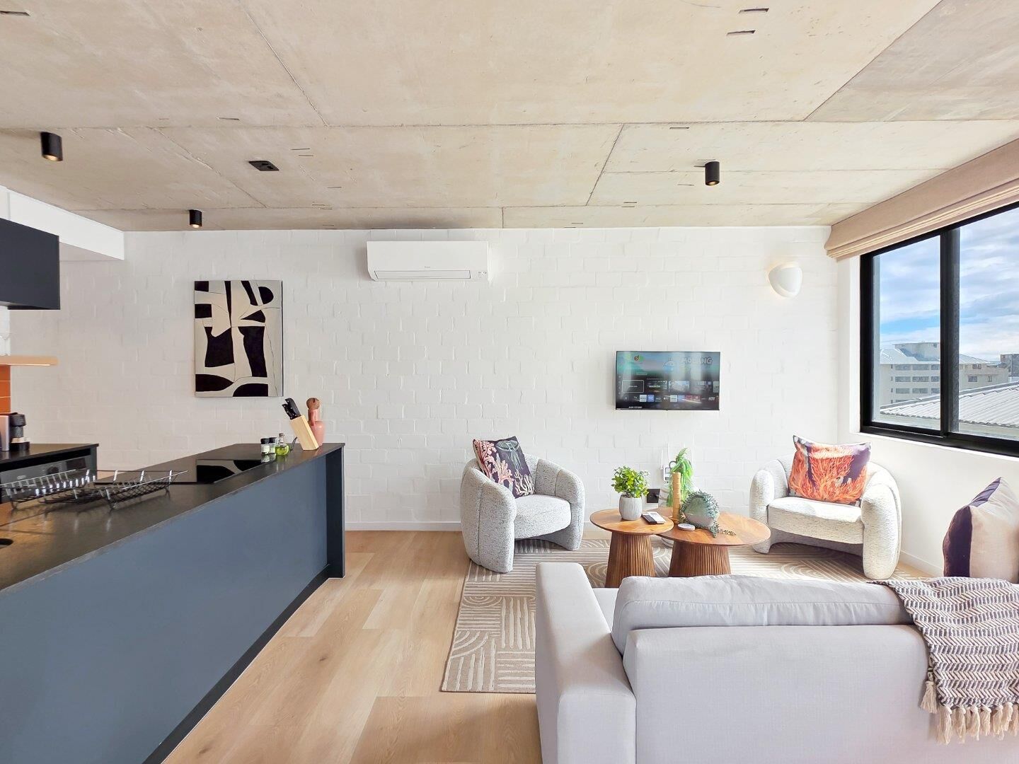2 Bedroom Apartment For Sale in Sea Point, photo 6