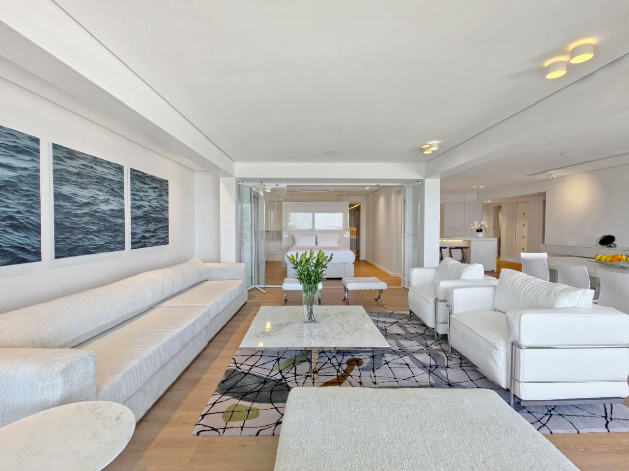 3 Bedroom Apartment To Let in Clifton, photo 7