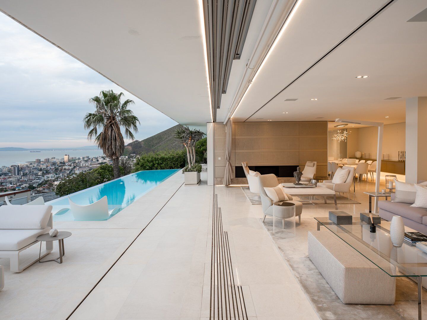 4 Bedroom House For Sale in Fresnaye, photo 8