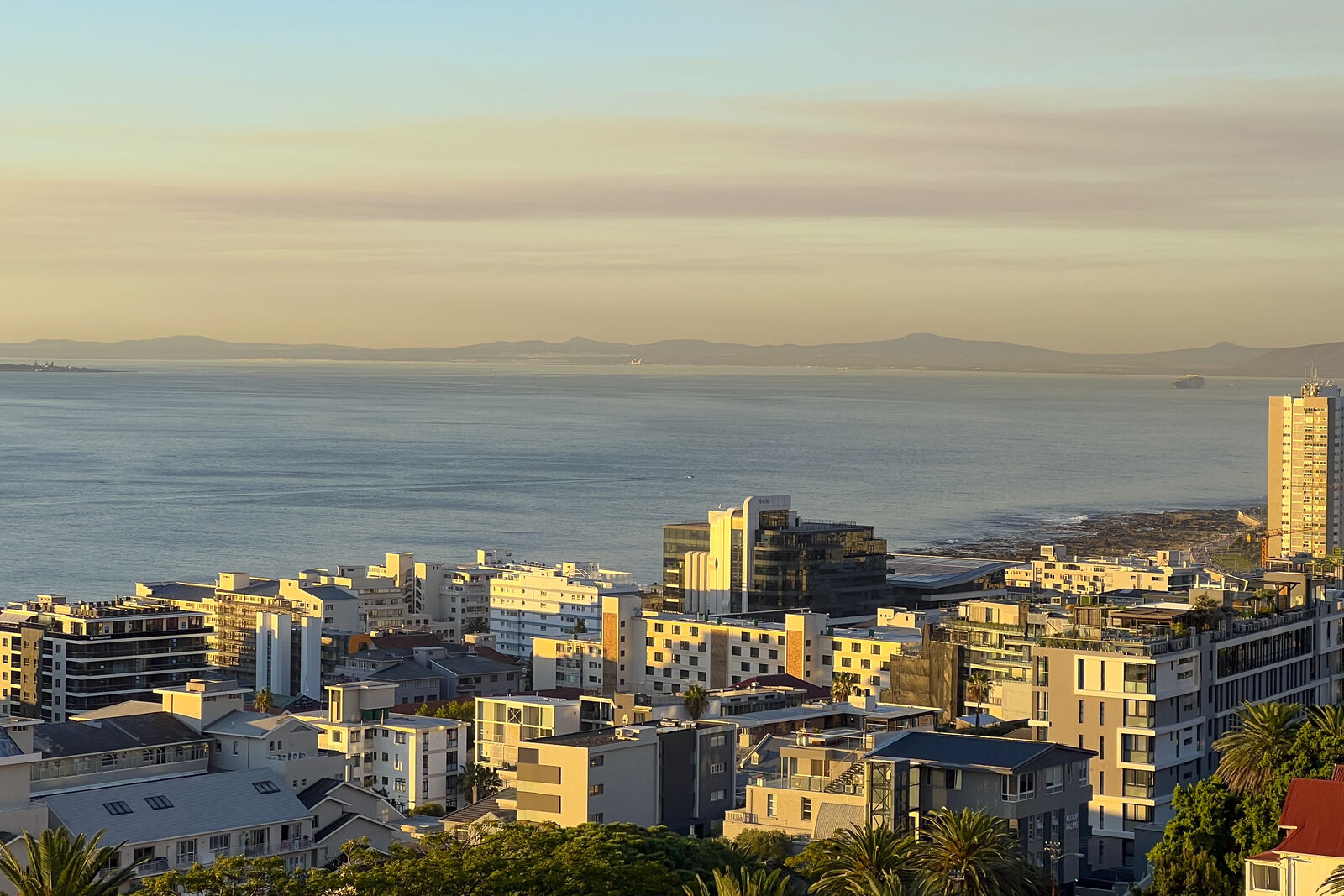 9 Bedroom House For Sale in Bantry Bay, photo 2