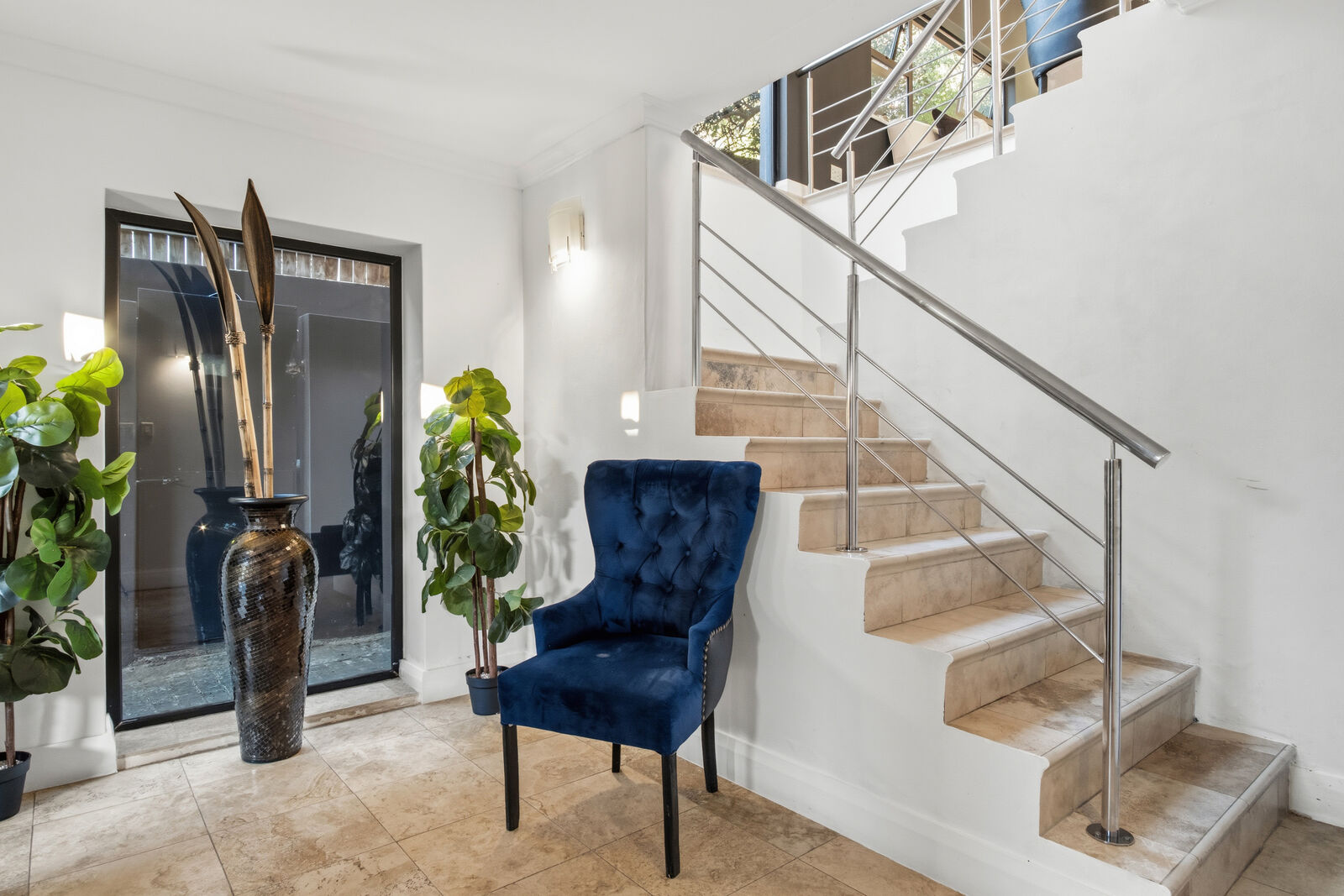 9 Bedroom House For Sale in Bantry Bay, photo 7