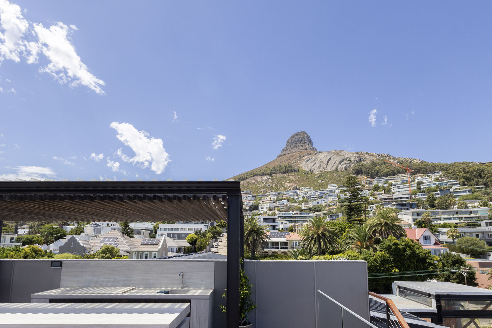 3 Bedroom Apartment To Let in Bantry Bay, photo 5