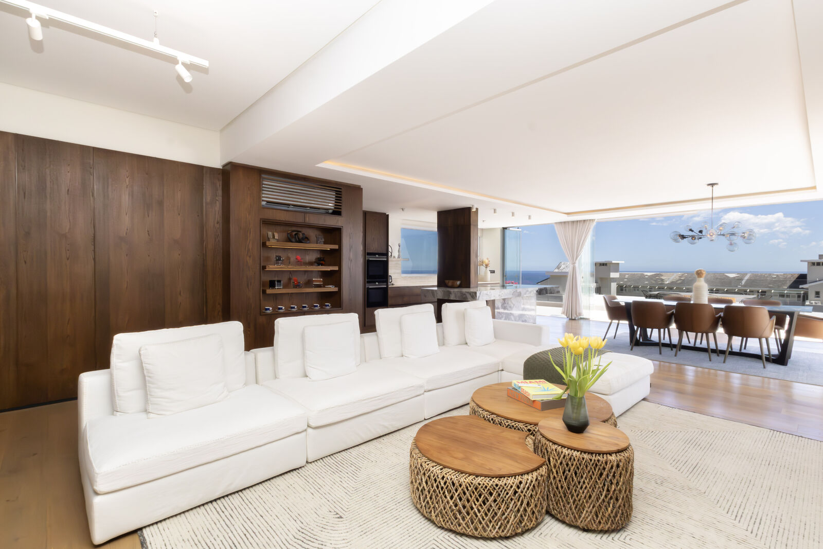 3 Bedroom Apartment To Let in Bantry Bay, photo 12