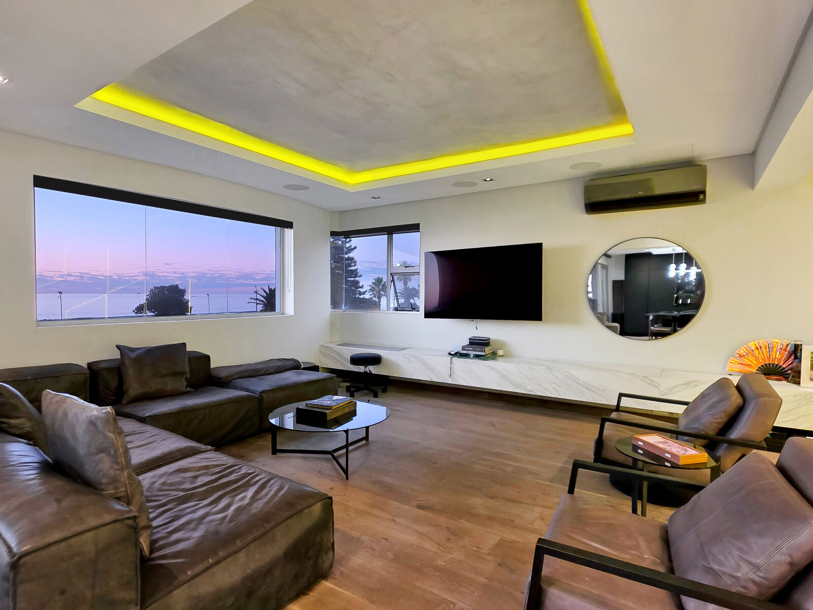 2 Bedroom Apartment Rented in Sea Point, photo 10