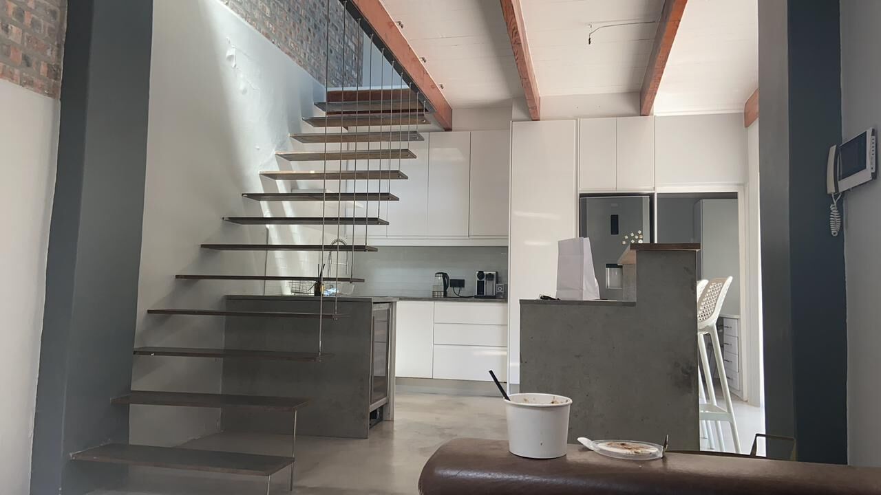 2 Bedroom Apartment To Let in Green Point, photo 9