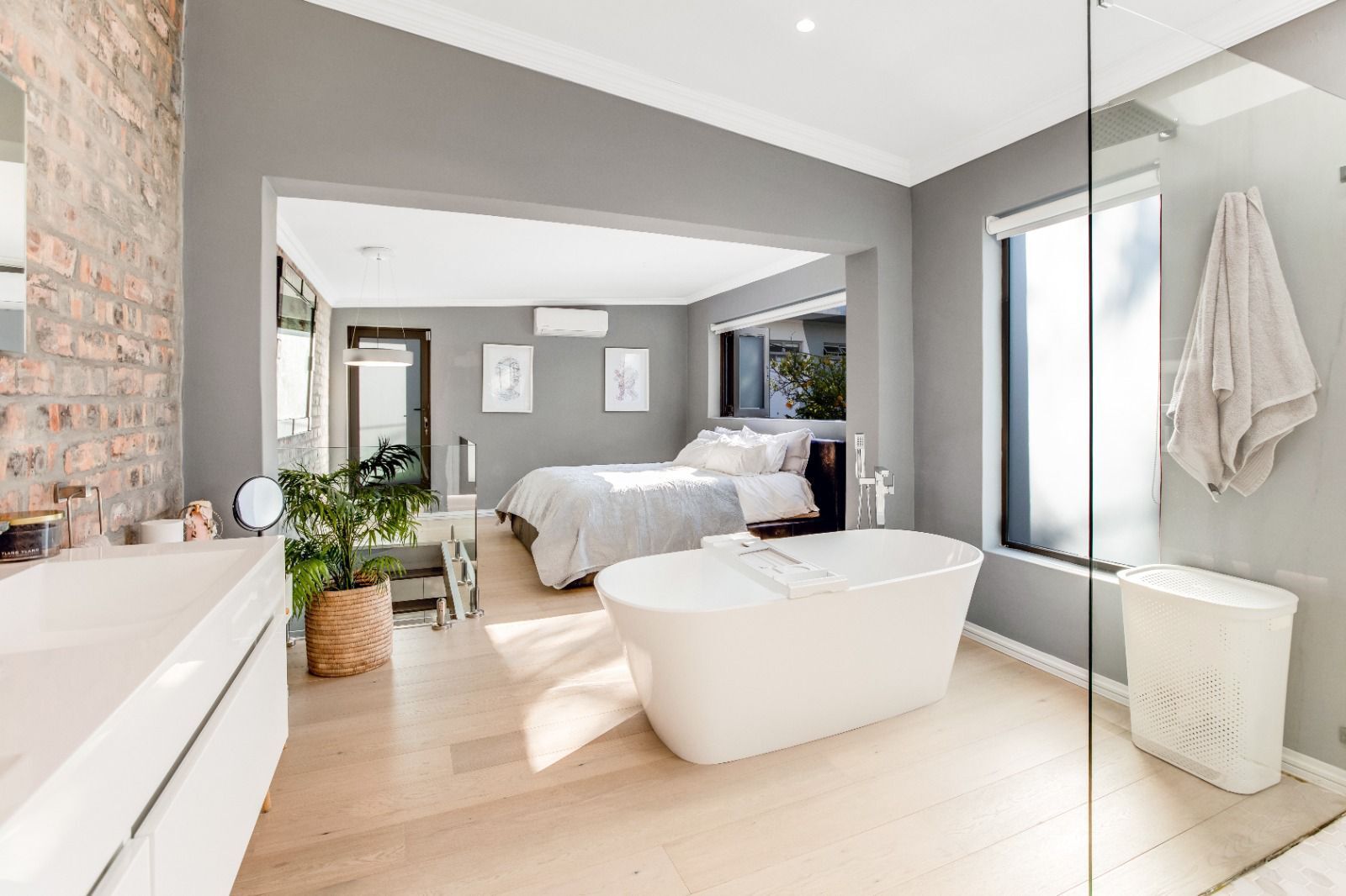 2 Bedroom Apartment To Let in Green Point, photo 11