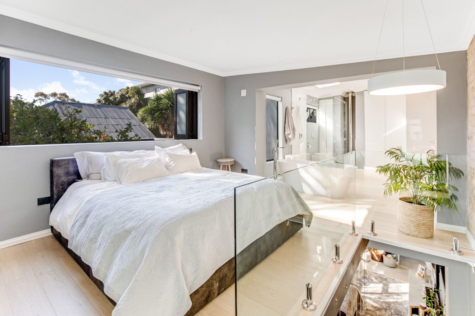 2 Bedroom Apartment To Let in Green Point, photo 12