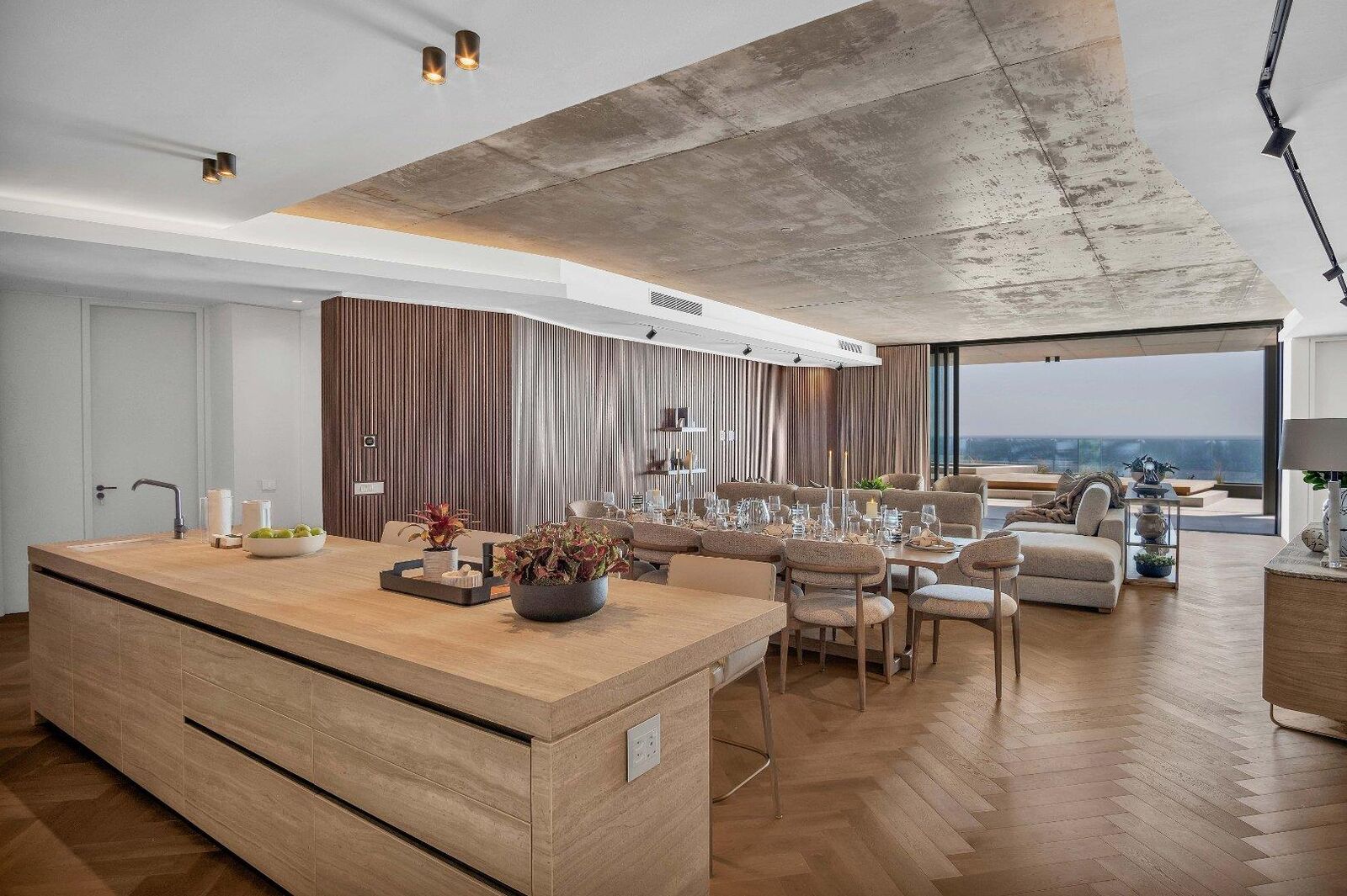 4 Bedroom Apartment For Sale in Fresnaye, photo 8
