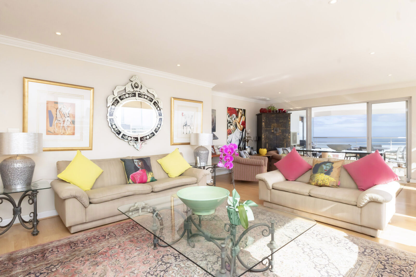 3 Bedroom Apartment For Sale in Sea Point, photo 4