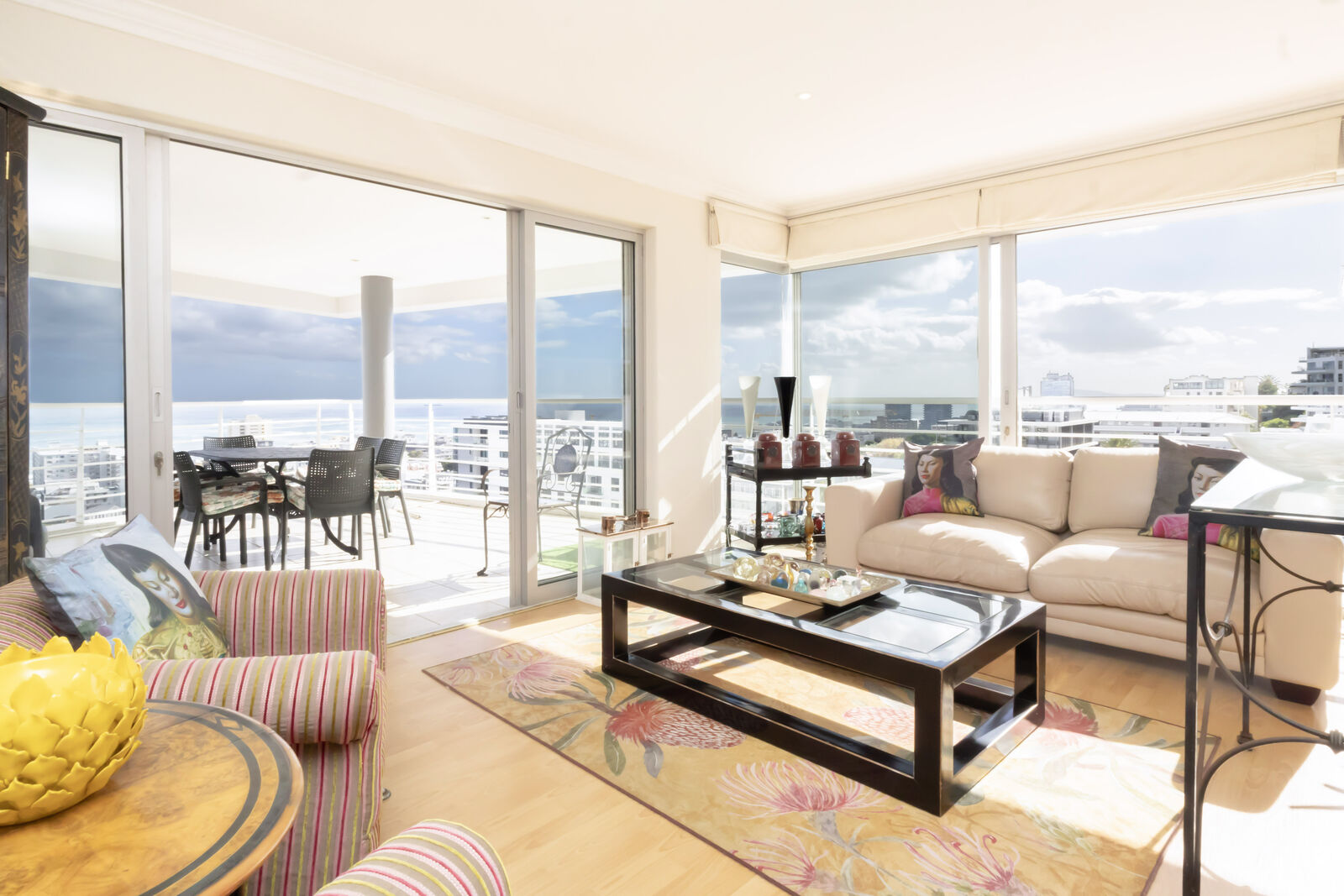 3 Bedroom Apartment For Sale in Sea Point, photo 7