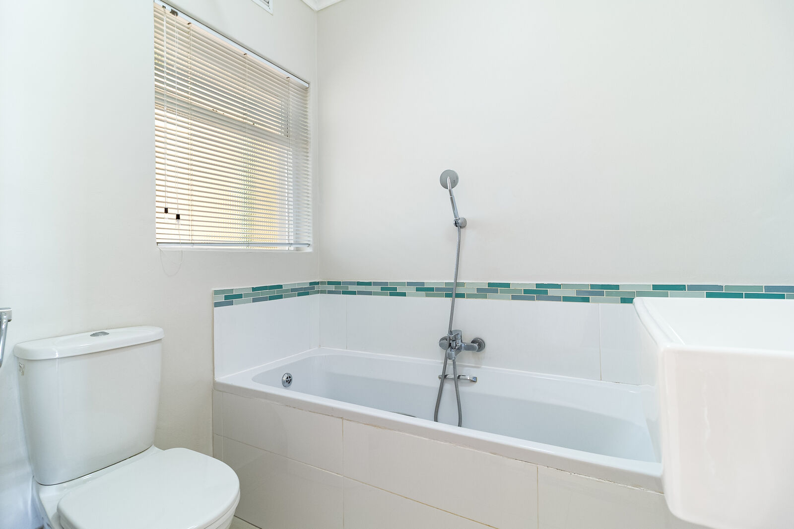 1 Bedroom Apartment For Sale in Mouille Point, photo 5