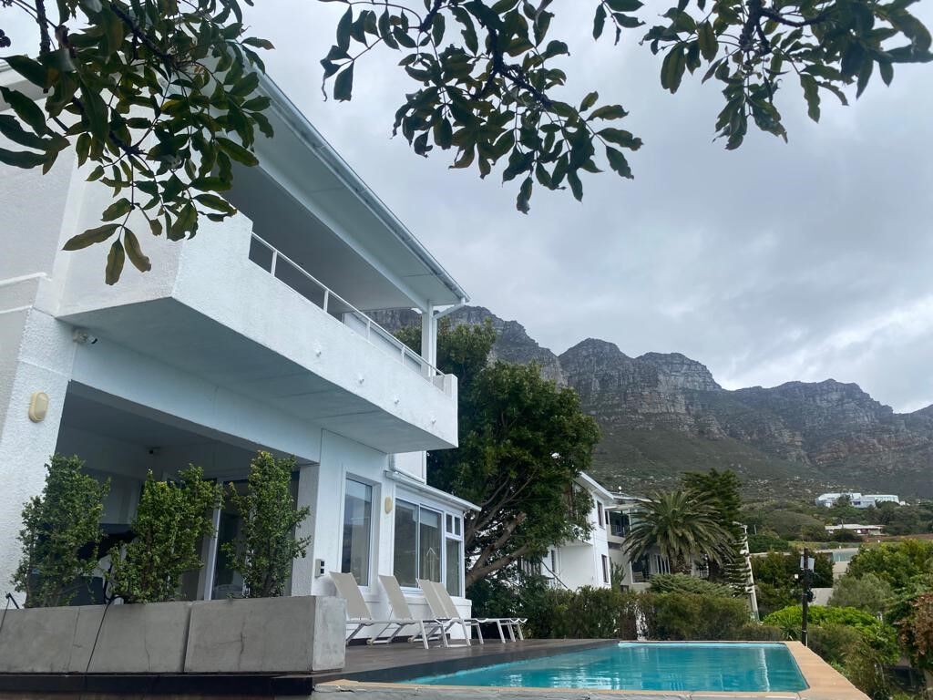 5 Bedroom House For Sale in Camps Bay, photo 3