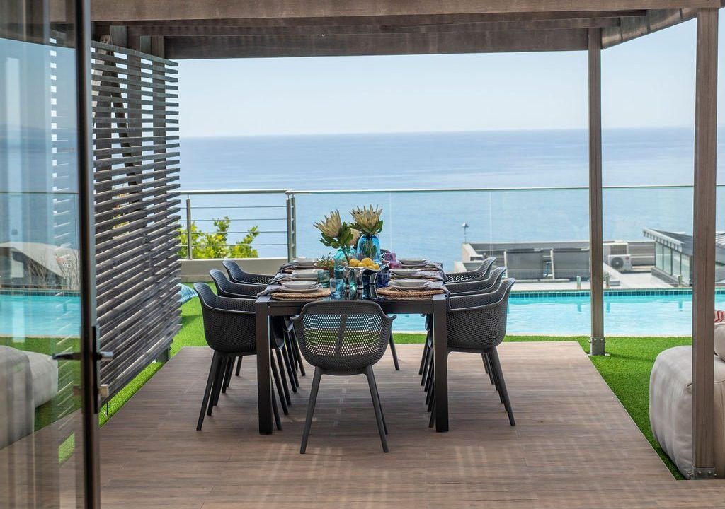 5 Bedroom Apartment For Sale in Bantry Bay, photo 5
