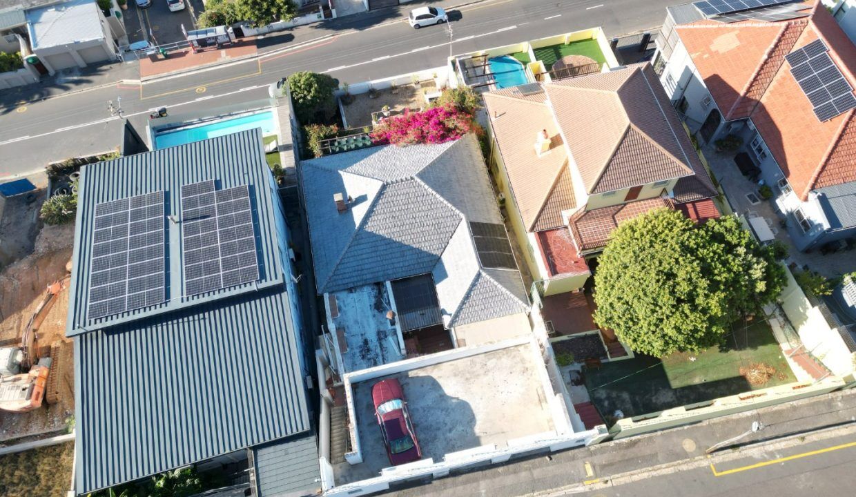4 Bedroom House For Sale in Green Point, photo 5