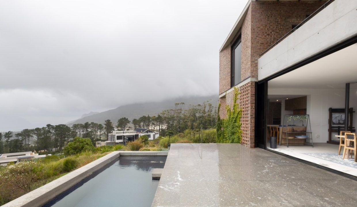 3 Bedroom Apartment For Sale in Beach Estate, photo 10