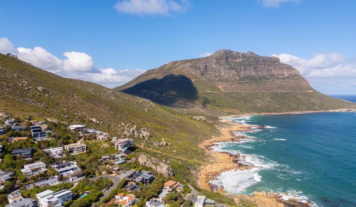 4 Bedroom Apartment For Sale in Camps Bay, photo 3