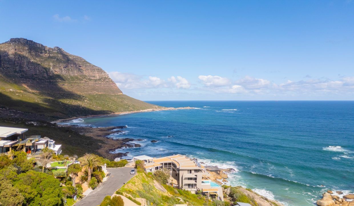 4 Bedroom Apartment For Sale in Camps Bay, photo 5